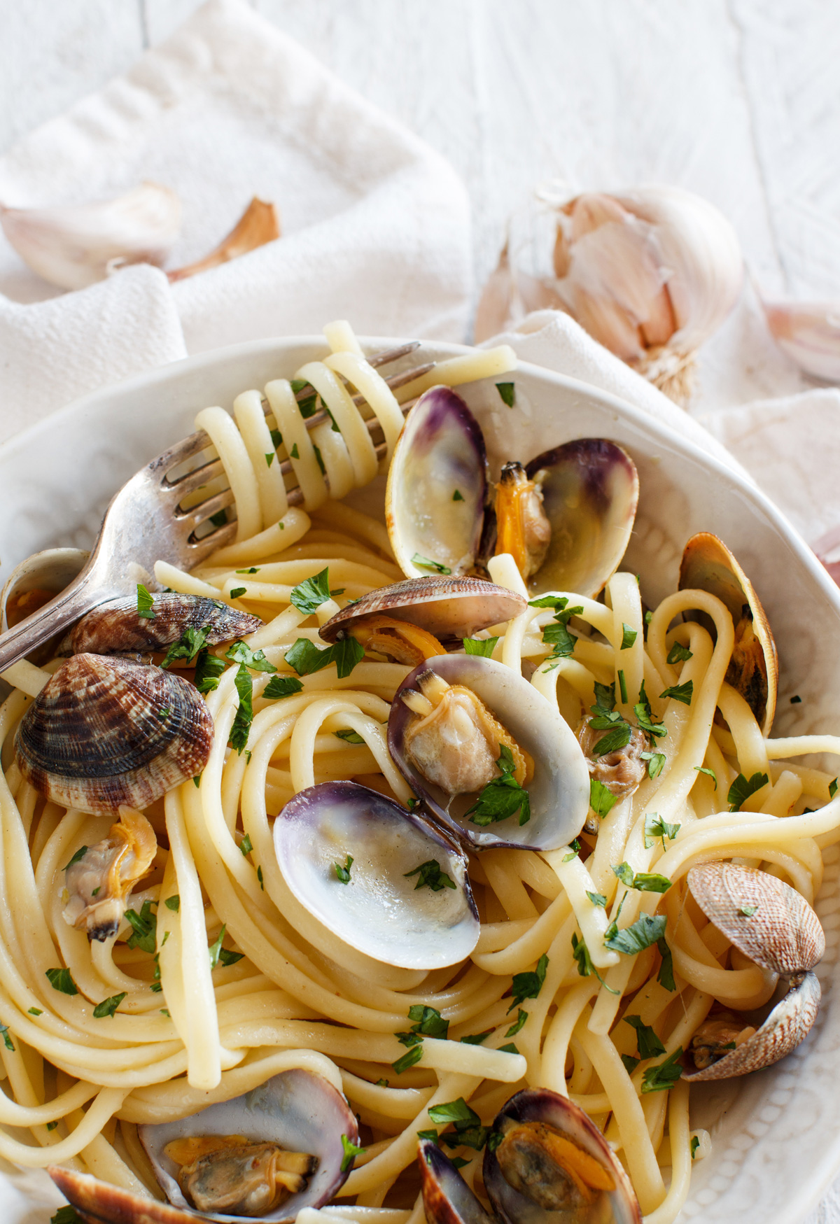 Linguini with clams